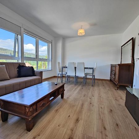 Chalet Con Wifi , Ps4 , Garaje, 5 Dormitorios, 3 Banos, Santiago De Compostela Exterior foto