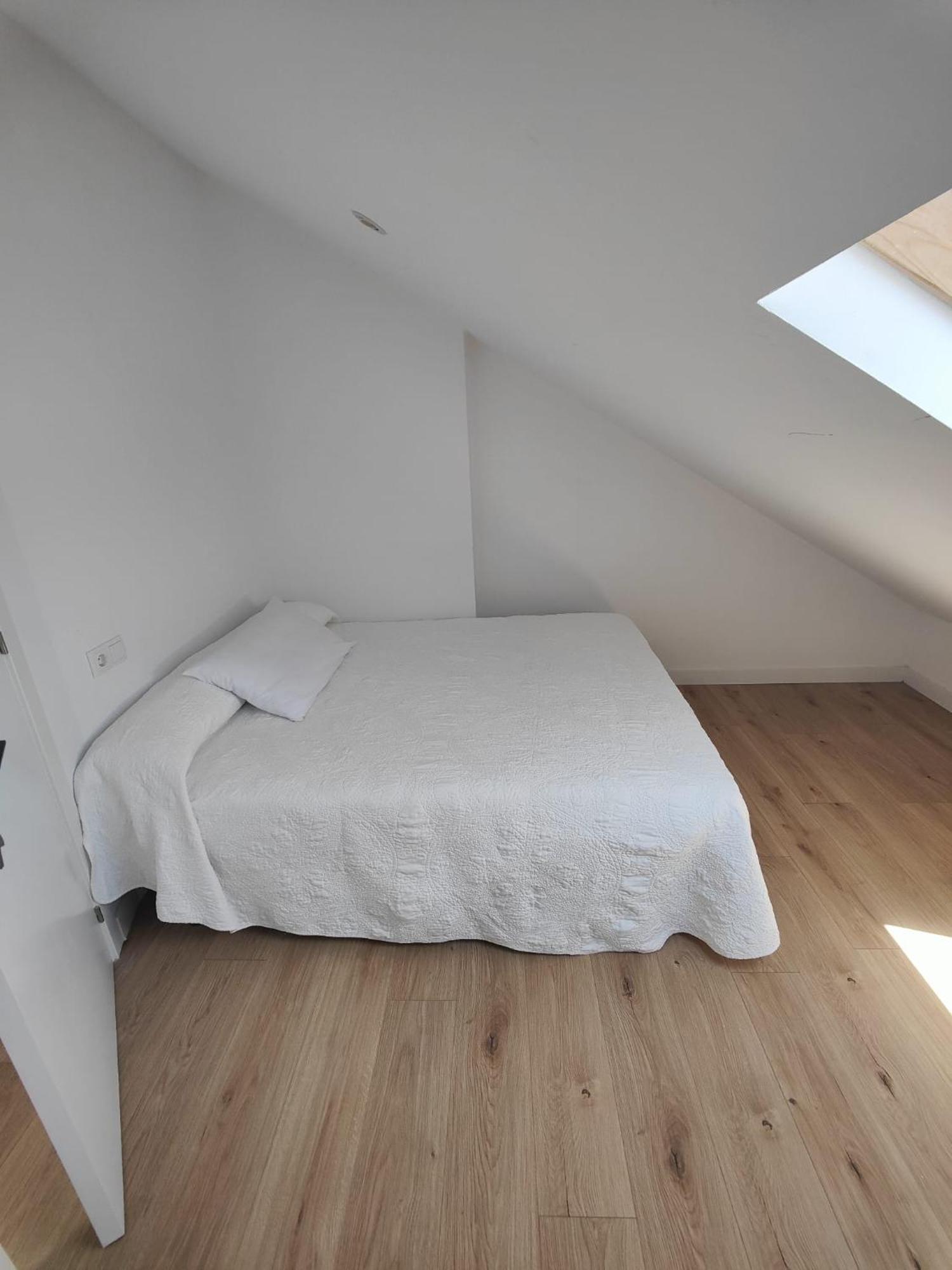 Chalet Con Wifi , Ps4 , Garaje, 5 Dormitorios, 3 Banos, Santiago De Compostela Exterior foto